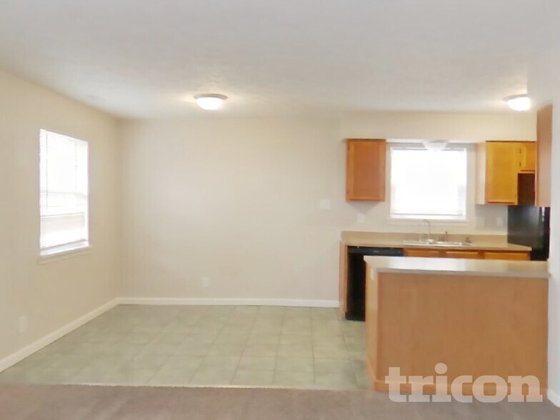 Building Photo - 1712 Beckenbauer Ln