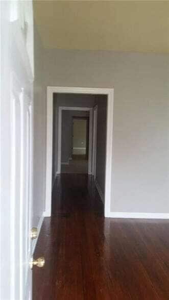 Building Photo - 5105 Baccich St