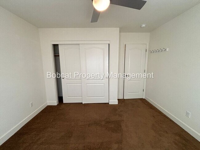 Building Photo - 6515 Copper Mountain Dr