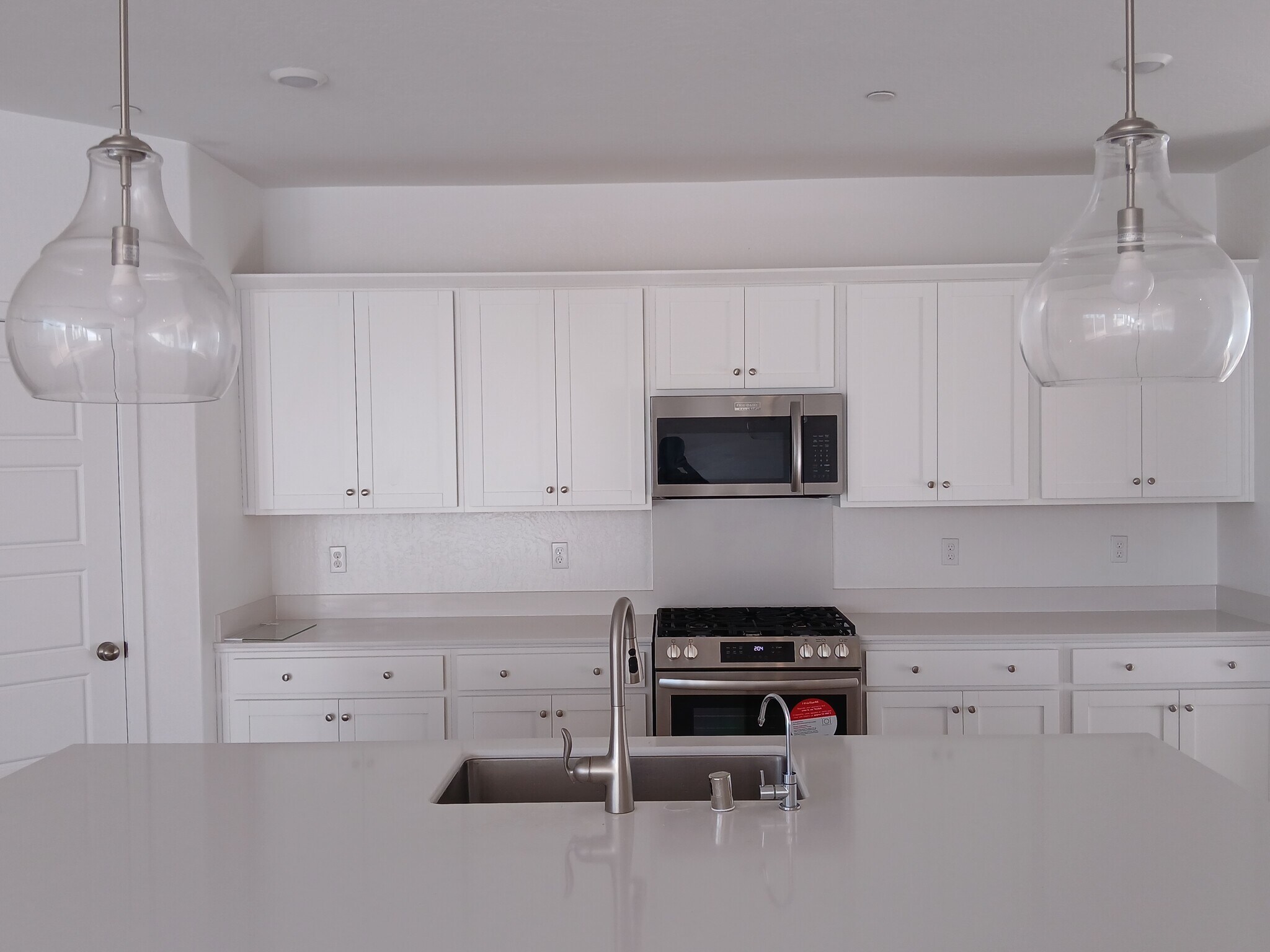 Building Photo - 1184 Atlantica Dr S