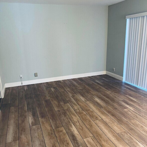 Building Photo - 1900 S Kanner Hwy