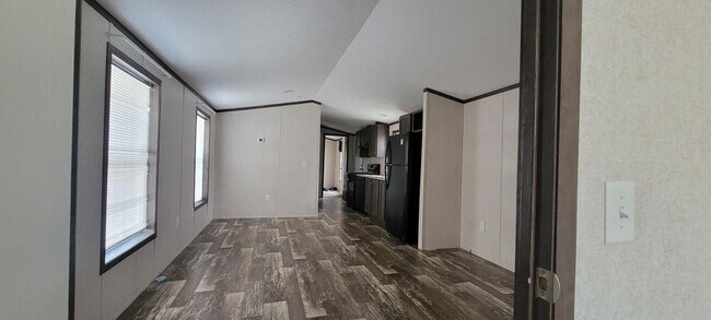 Building Photo - 3528 Queens Point Terrace