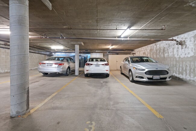 Building Photo - 12726 Mitchell Ave