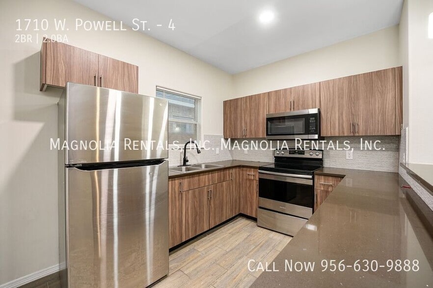 Building Photo - 1710 W Powell St