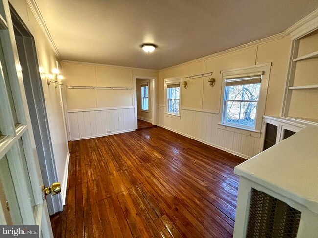 Building Photo - 8122 John Mosby Hwy