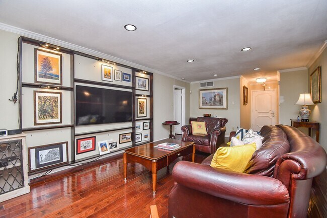 Building Photo - 5050 Ambassador Way