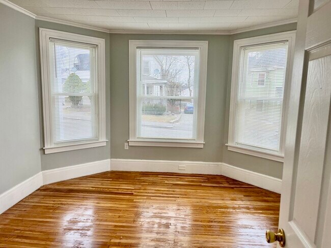 Building Photo - 88 Weston St