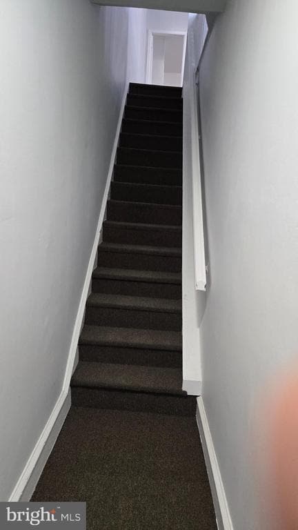 Building Photo - 5434 Arlington St