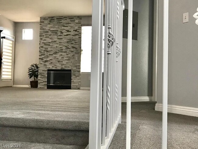 Building Photo - 8555 W Russell Rd