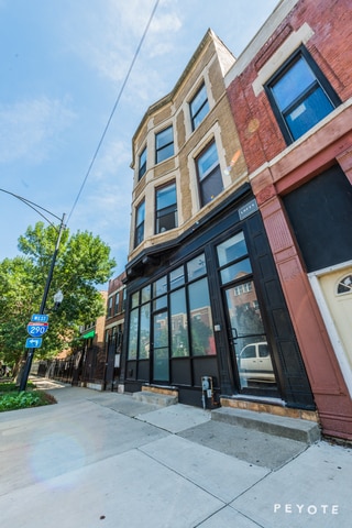 Building Photo - 2445 W Harrison St