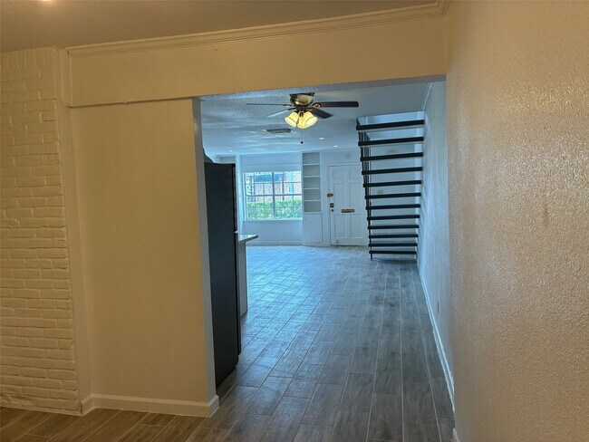 Building Photo - 2687 Marilee Ln