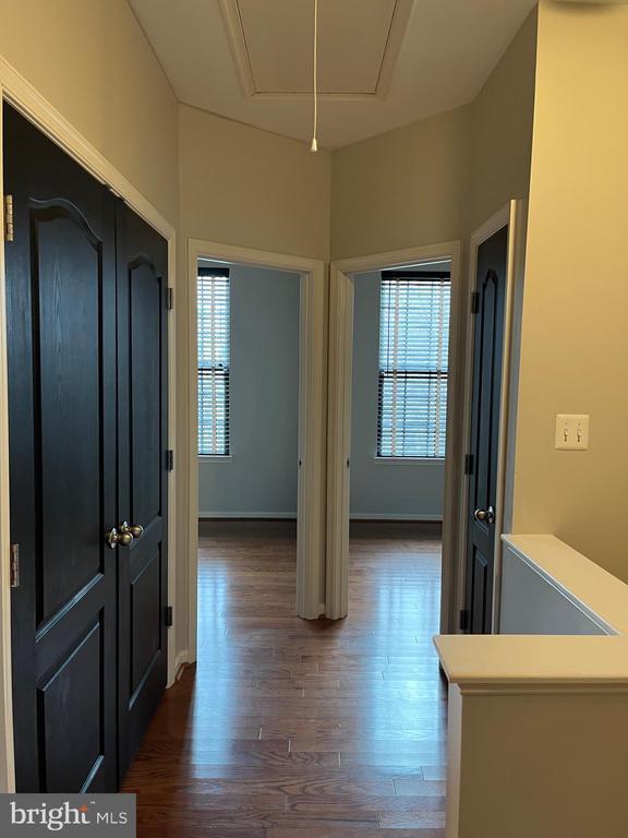 Building Photo - 53 Compound Cir