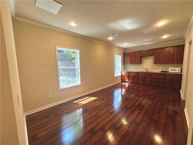 Building Photo - 815 Autry Oak Ct