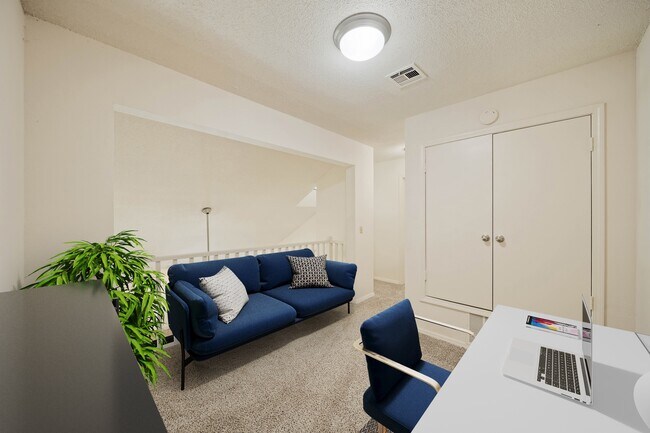 Building Photo - Waterford Place Apartments & Townhomes