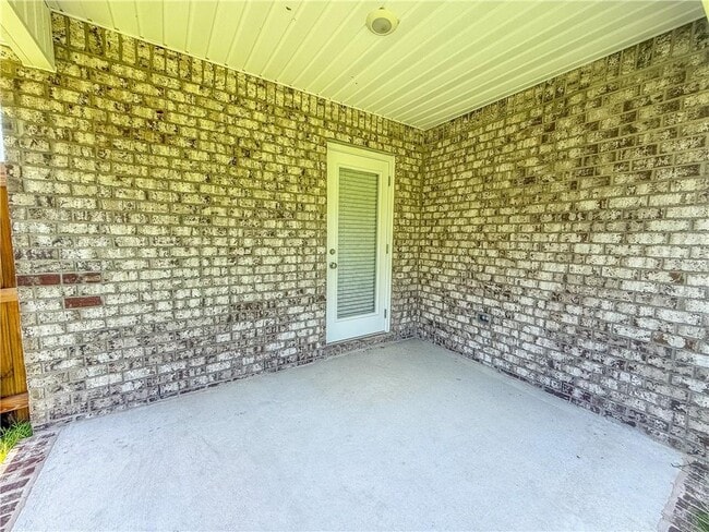 Building Photo - 5205 Pinyon Dr
