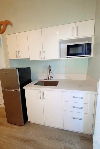 Building Photo - 4145 Akulikuli Ter