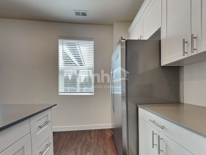 Building Photo - 7714 Verona Lp SW