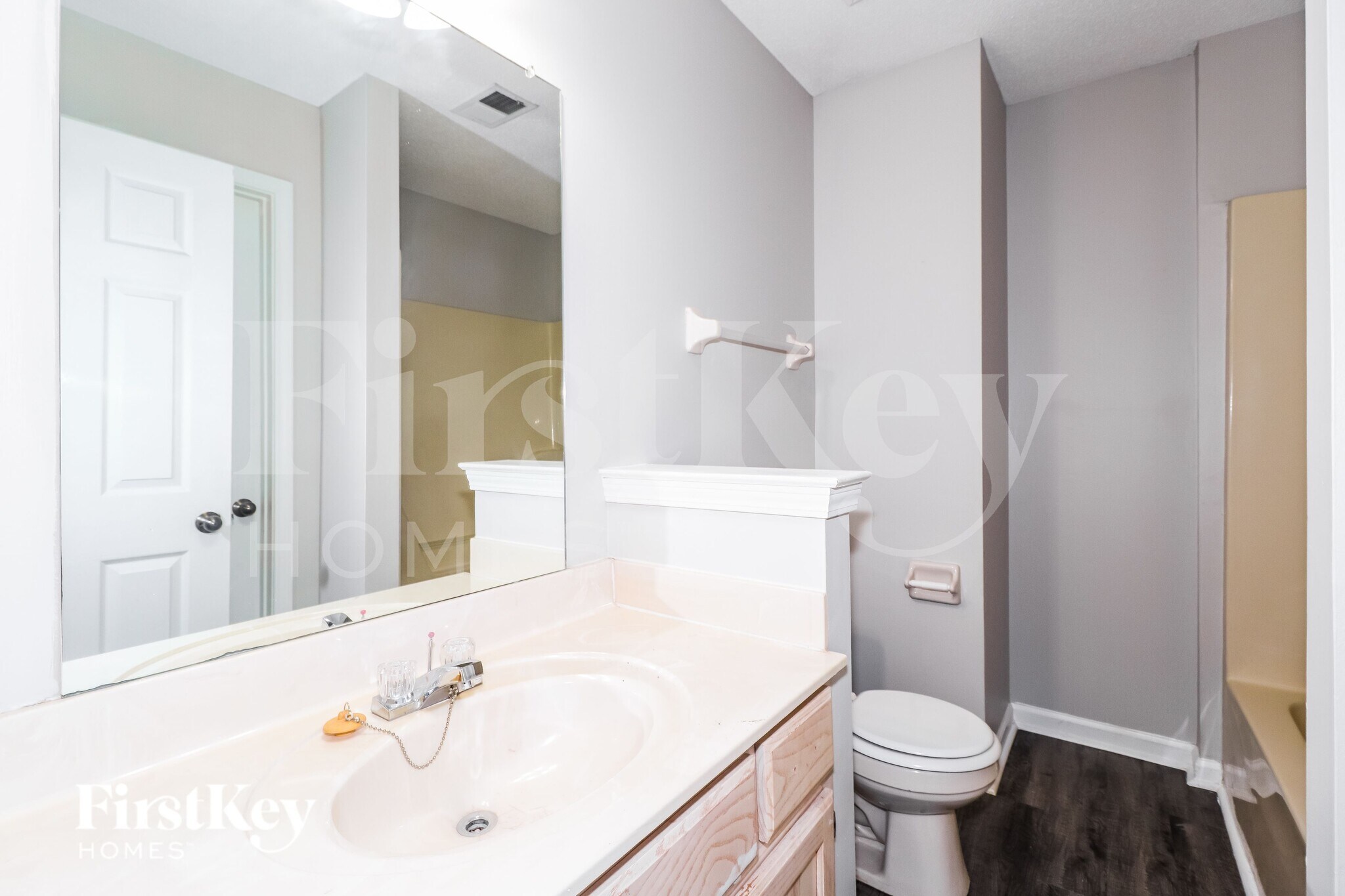 Building Photo - 8337 Bridge Creek Dr