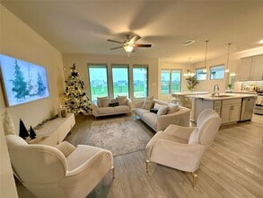 Building Photo - 15782 Cairnwell Bend Dr