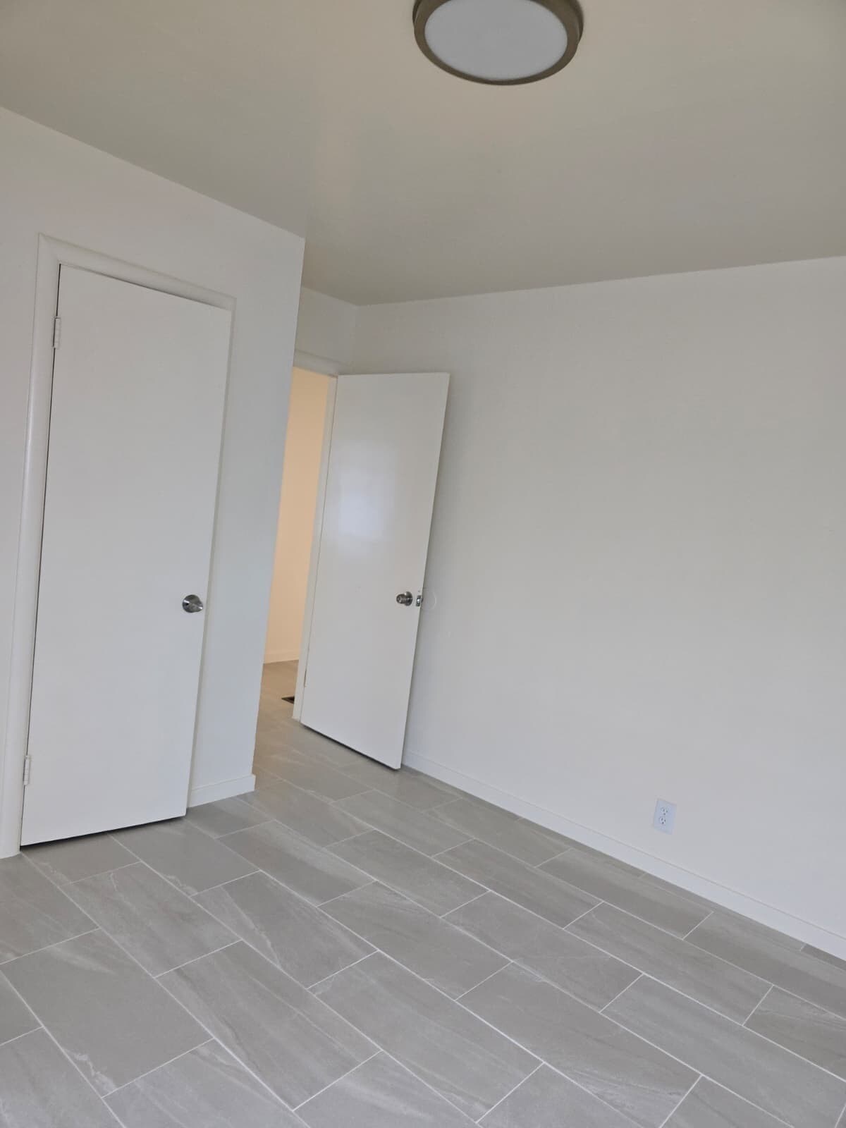 Building Photo - 1056 Pajaro St