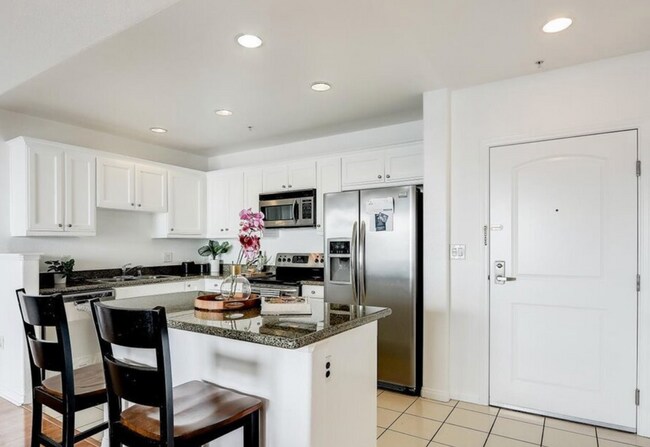 Building Photo - 3740 Santa Rosalia Dr