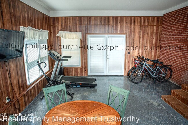 Building Photo - 2 br, 1.5 bath House - 4714 Allensville Road,