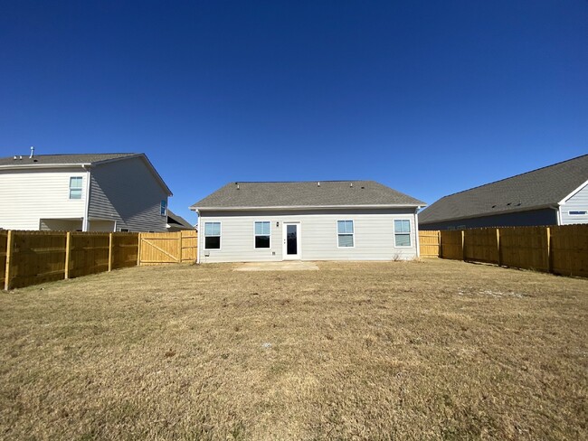 Building Photo - Beautiful home in Lantern Pointe!