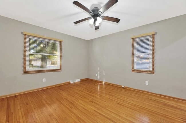 Building Photo - Coming available in February!