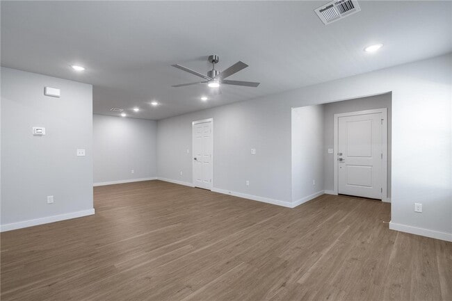 Building Photo - 6300 NW Kathleen St