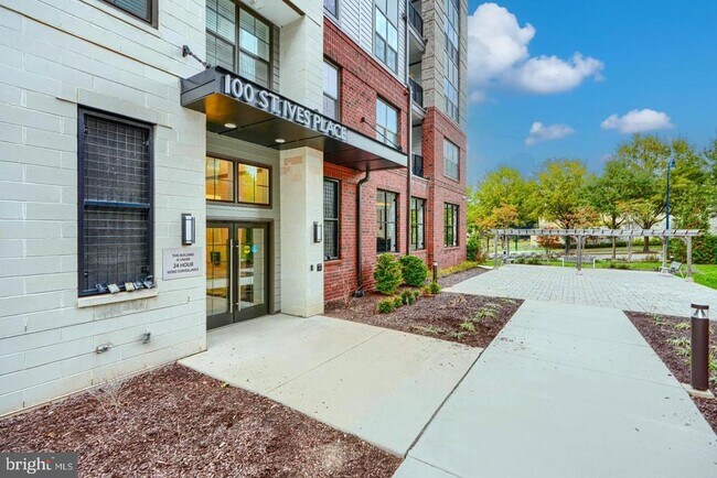Building Photo - 100 St Ives Pl