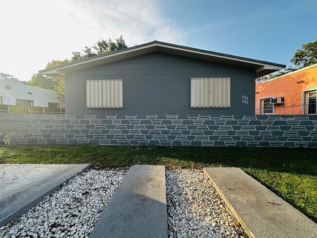 Building Photo - 1533 NW 53rd St