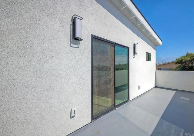 Building Photo - 573 Florida St