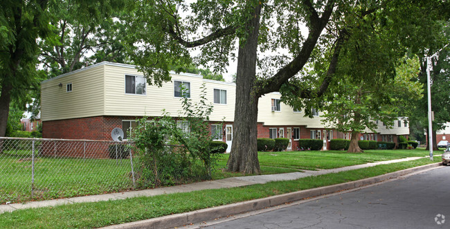 Primary Photo - Rosalind Townhomes