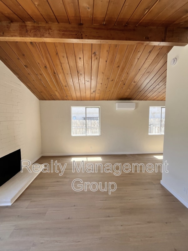 Building Photo - 4281-87 51st St