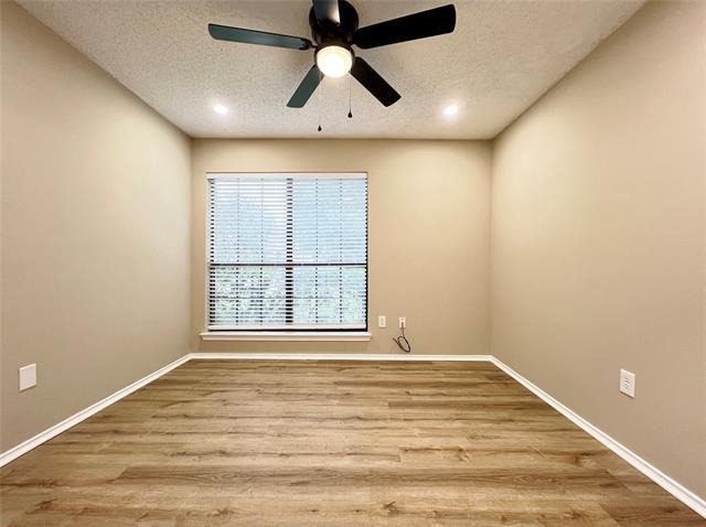 Building Photo - 204 Pear Tree Pl