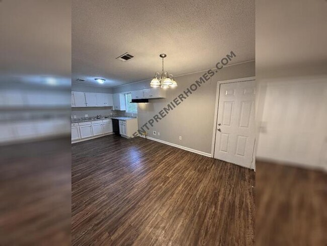 Building Photo - 1001 Ferrell Dr