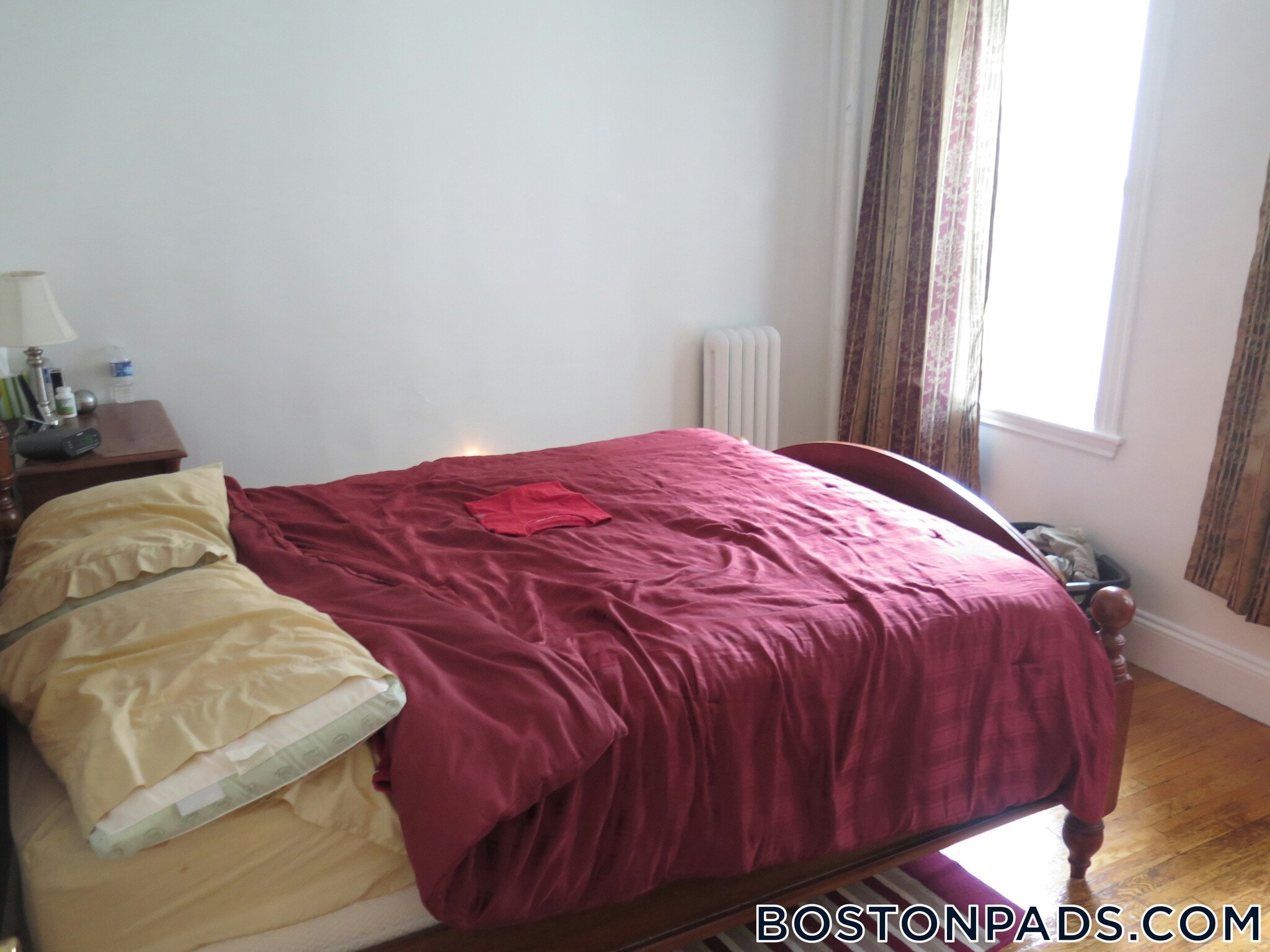 Building Photo - 149 Park Dr