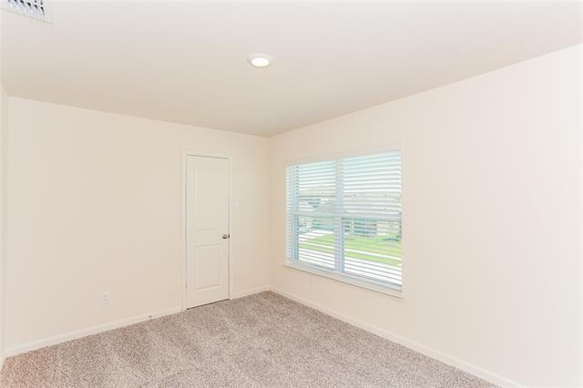 Building Photo - 140 Switchback Hl Rd