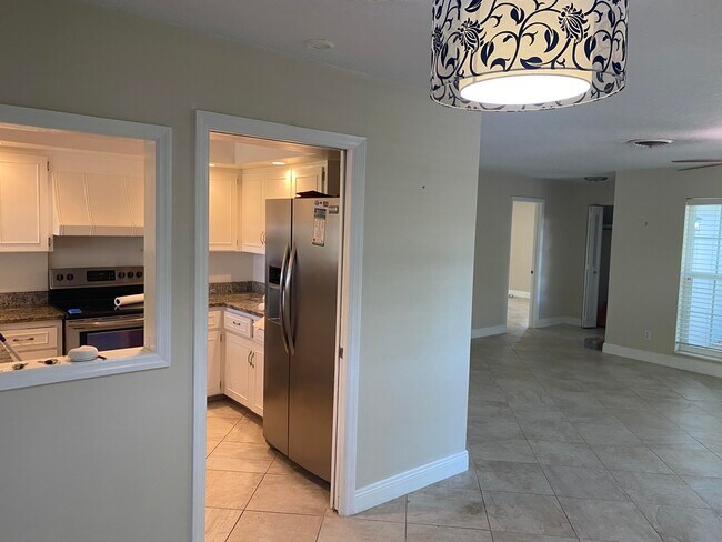 Building Photo - 1435 Wyn Cove Dr