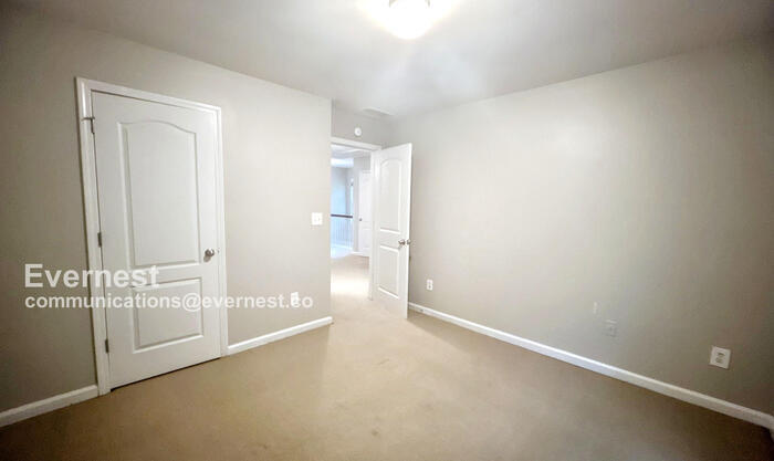 Building Photo - 5720 Singlebriar Ct