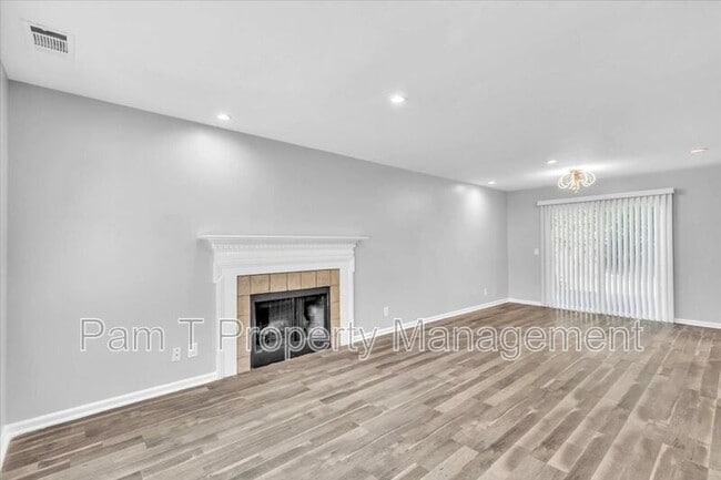 Building Photo - 234 Forest Ridge Dr