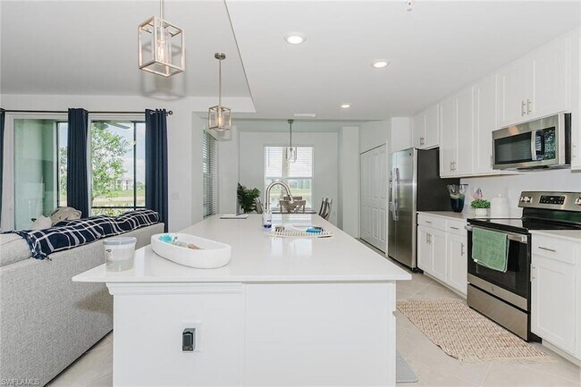 Building Photo - 5433 Double Eagle Cir