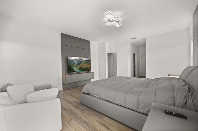 Building Photo - 11163 Great Rock St