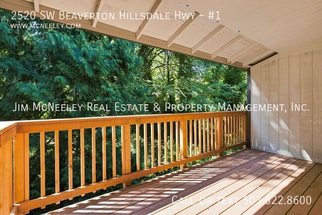 Building Photo - 2520 SW Beaverton Hillsdale Hwy