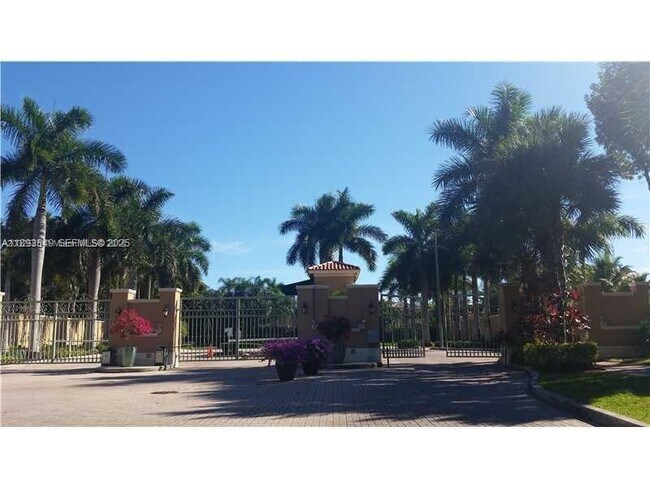 Building Photo - 6540 NW 114th Ave