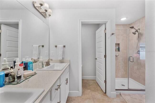 Building Photo - 1735 Carnostie Rd