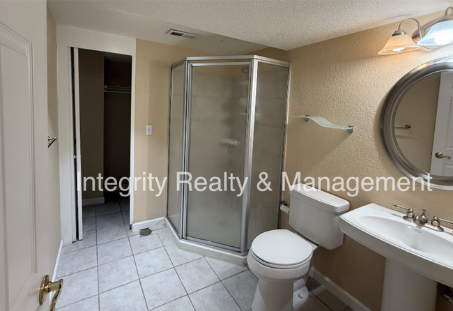 Building Photo - 12664 E Harvard Cir