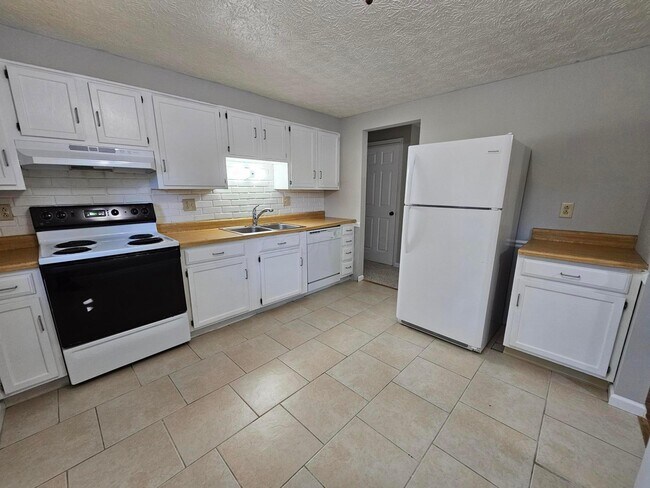 Building Photo - 5316 Predmore Pl