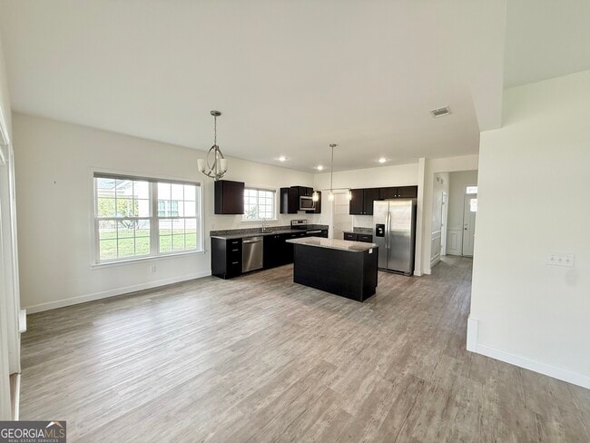 Building Photo - 410 N Caswell St