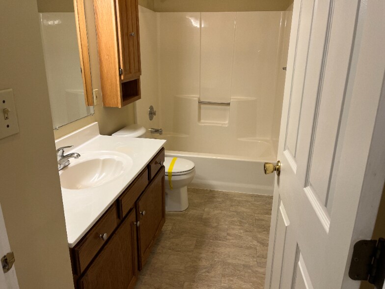 Building Photo - 106 Ghaner Dr